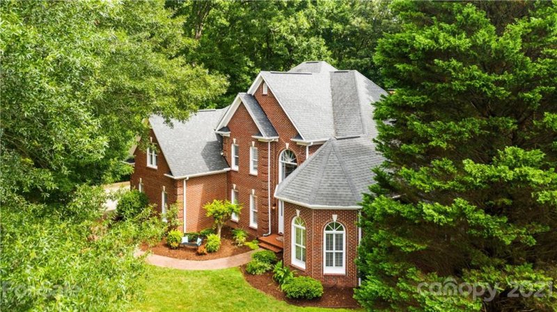 Property image 4 at 9036 Ranchview Court, Matthews, NC 28104