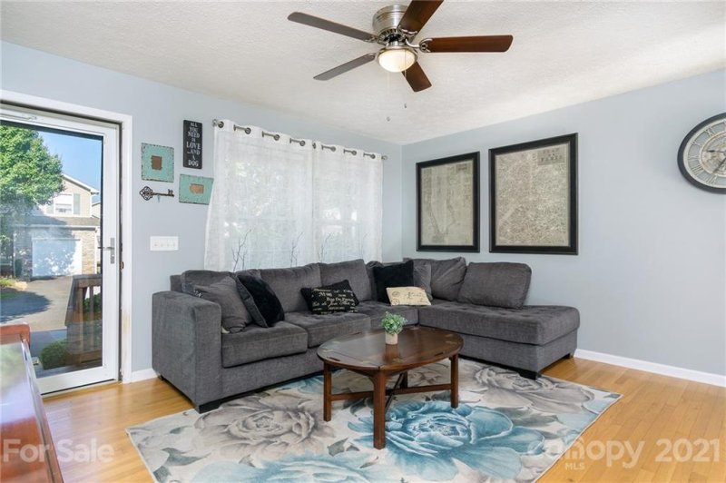 Property image 5 at 208 Pembrook Road, Swannanoa, NC 28778