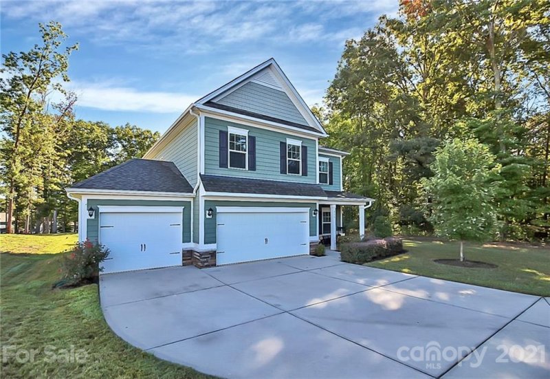 159 Autumn Mist Road