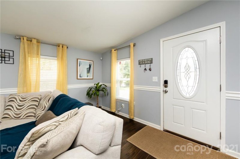 Property image 3 at 312 Leafmore Drive, Charlotte, NC 28213