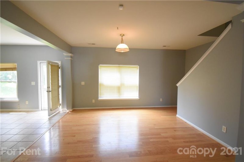 Property image 4 at 1513 Ladora Drive, Charlotte, NC 28262