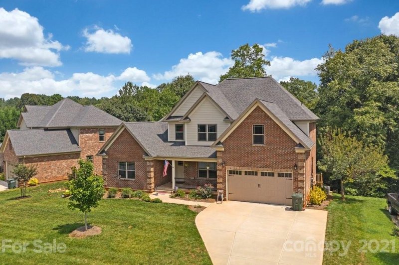 Property image 2 at 1794 Abbotsford Court, Gastonia, NC 28056