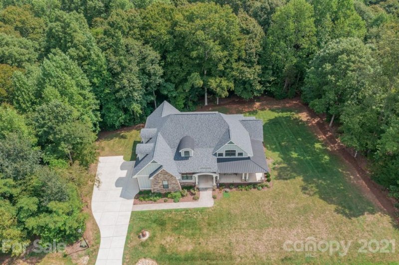 Property image 3 at 3248 Stonemill Path, Sherrills Ford, NC 28673