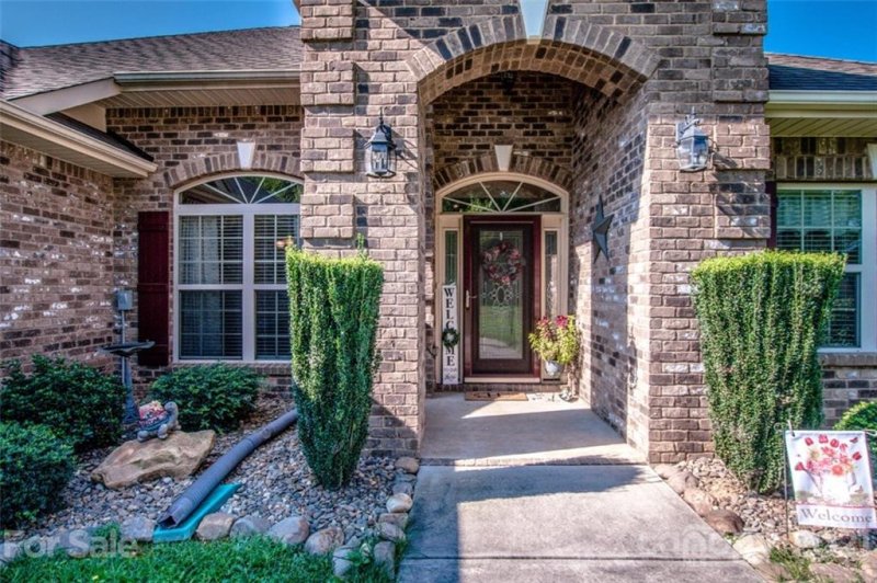 Property image 3 at 634 Houston Road, Troutman, NC 28166