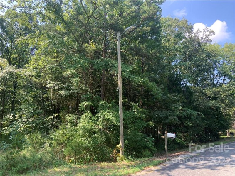 Property image 3 at 5921 Hardwood Lane, Concord, NC 28027