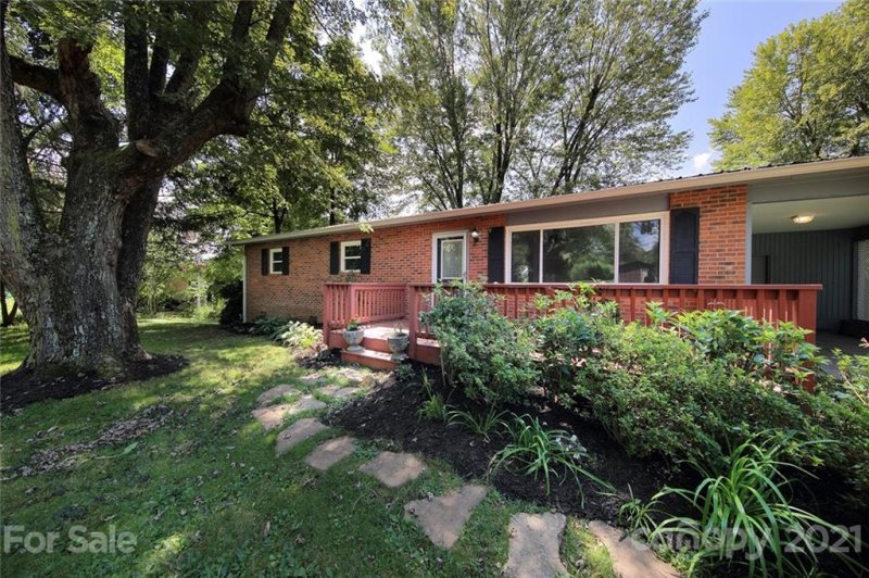 Property image 2 at 9 Forge Drive, Mills River, NC 28759