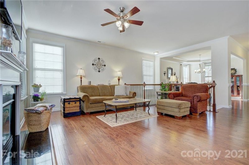 Property image 4 at 15000 Kinnegal Lane, Charlotte, NC 28278