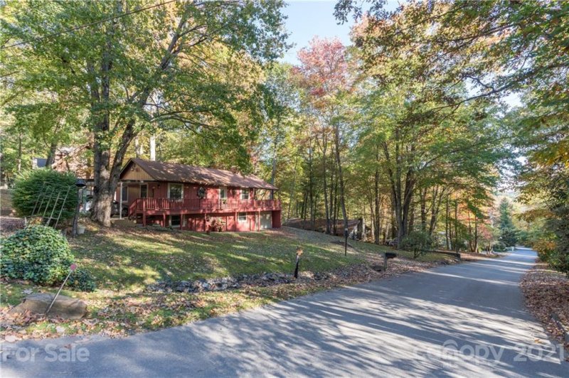 Property image 3 at 170 Nottingham Road, Maggie Valley, NC 28751