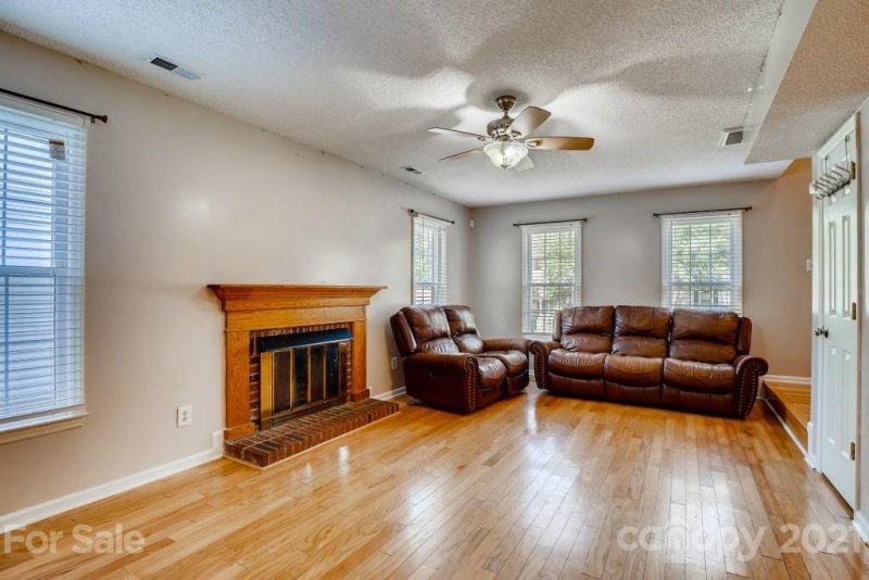 Property image 4 at 5932 Scots Bluff Drive, Charlotte, NC 28227