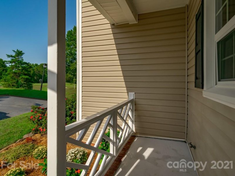 Property image 2 at 10804 Winterbourne Court, Charlotte, NC 28277