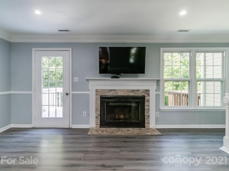 Property image 5 at 10804 Winterbourne Court, Charlotte, NC 28277
