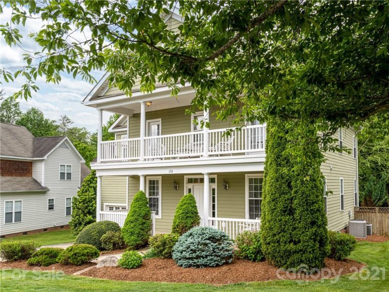 Property image 2 at 132 Carolina Bluebird Loop, Arden, NC 28704