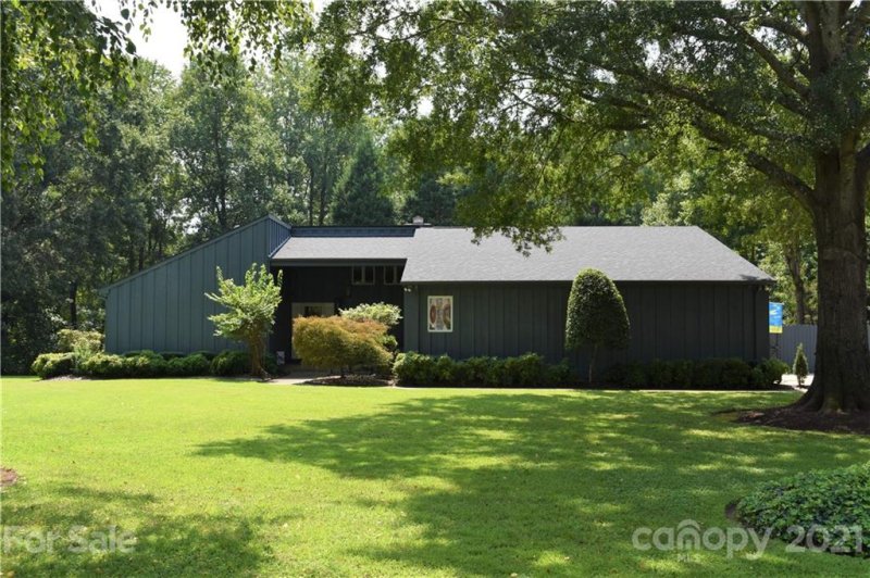 Property image 4 at 102 Saint Gaudens Court, Kings Mountain, NC 28086