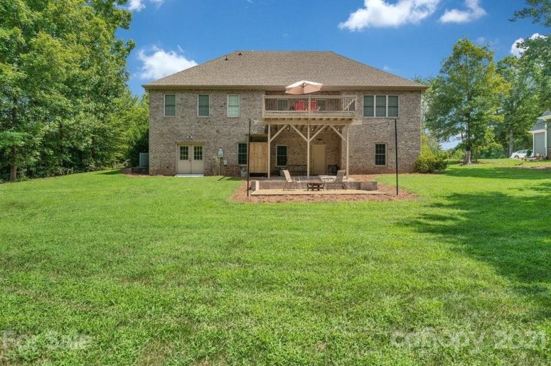 Property image 4 at 228 Donsdale Drive, Statesville, NC 28625