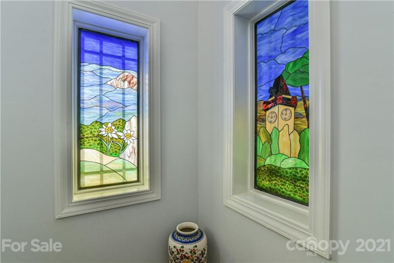 Property image 4 at 48 Tudor Way, Black Mountain, NC 28711