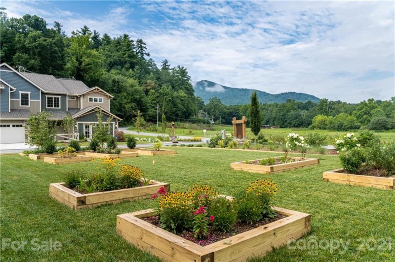 Property image 5 at 540 Sweet Birch Park Lane, Black Mountain, NC 28711