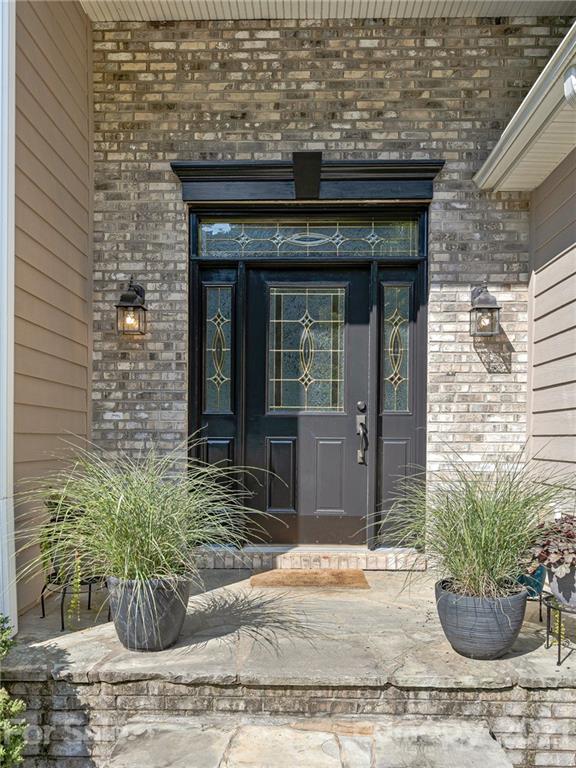 Property image 2 at 969 Rickel Drive, Hendersonville, NC 28739