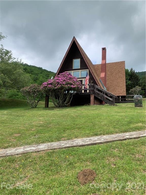 Property image 3 at 138 Roan Drive, Bakersville, NC 28705