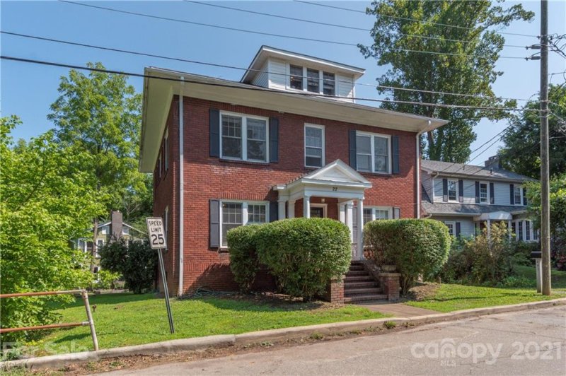 Property image 2 at 22 Coleman Avenue, Asheville, NC 28801