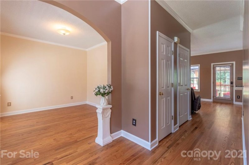 Property image 3 at 1747 Abbotsford Court, Gastonia, NC 28056