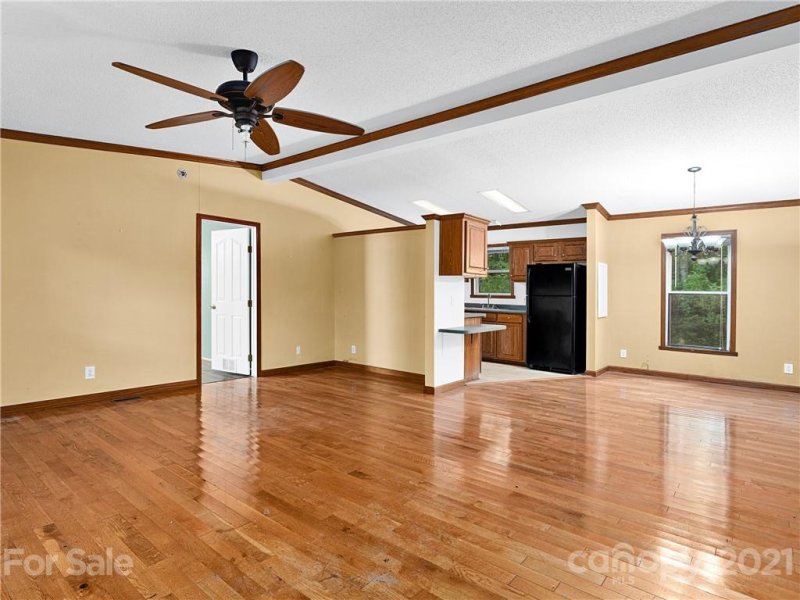 Property image 2 at 2 Bartlett Mountain Road, Asheville, NC 28805