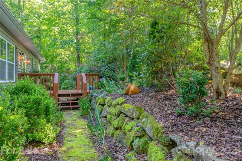 Property image 4 at 439 Toxaway Trail, Lake Toxaway, NC 28747