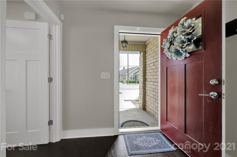 Property image 2 at 1539 Duckworth Avenue, Charlotte, NC 28208