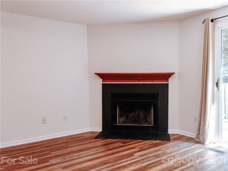 Property image 5 at 9618 Vinca Circle, Charlotte, NC 28213