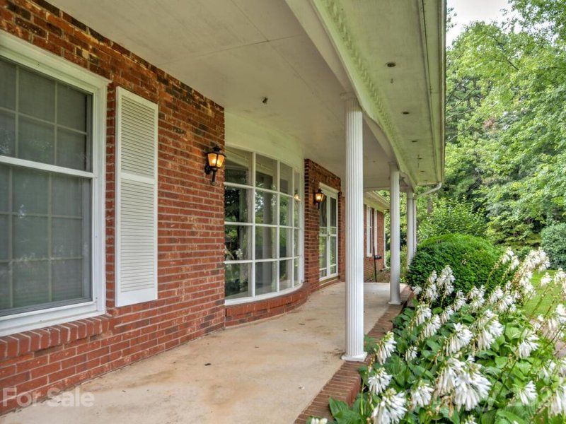 Property image 4 at 3135 Magnolia Drive, Hendersonville, NC 28792