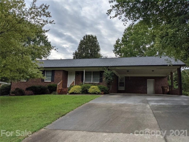 204 Rock Creek Drive