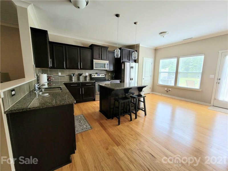 Property image 5 at 342 Battery Circle, Clover, SC 29710