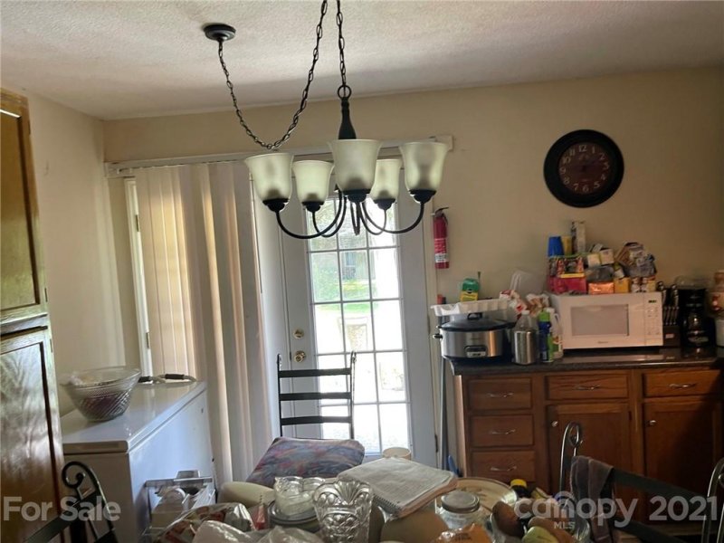 Property image 4 at 4723 Americana Avenue, Charlotte, NC 28215