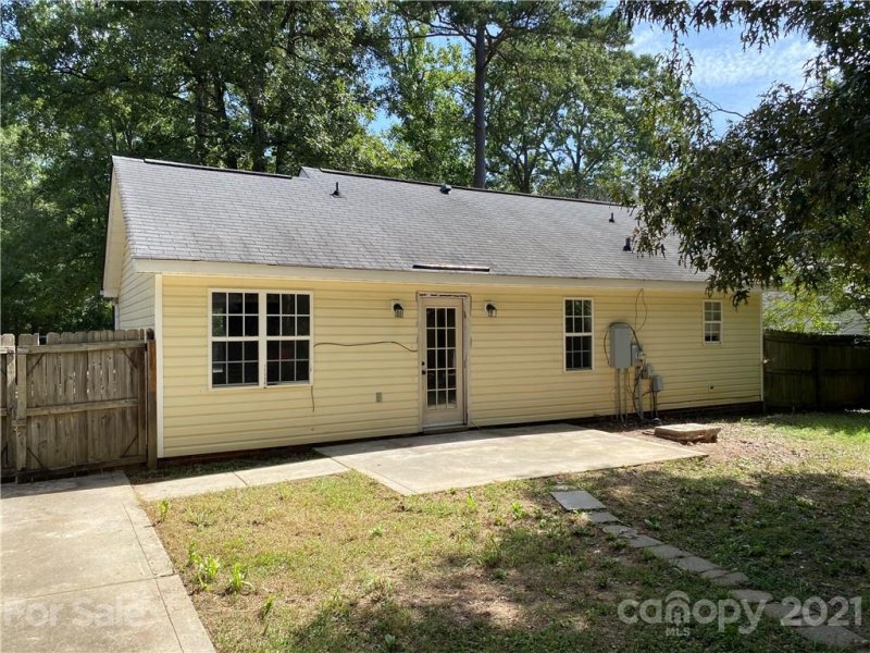 Property image 2 at 6617 1st Avenue, Indian Trail, NC 28079