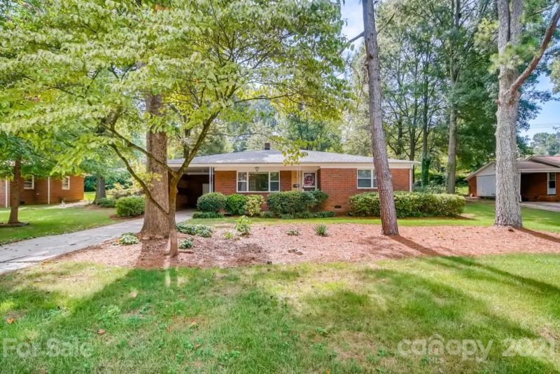 Property image 3 at 5410 Twin Lane, Charlotte, NC 28269
