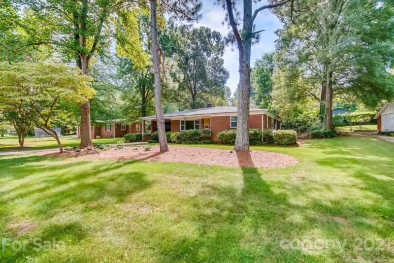 Property image 4 at 5410 Twin Lane, Charlotte, NC 28269
