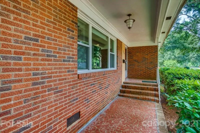 Property image 5 at 5410 Twin Lane, Charlotte, NC 28269