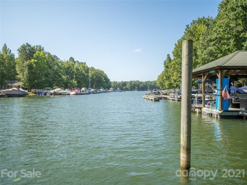 Property image 5 at 125 Wynswept Drive, Mooresville, NC 28117