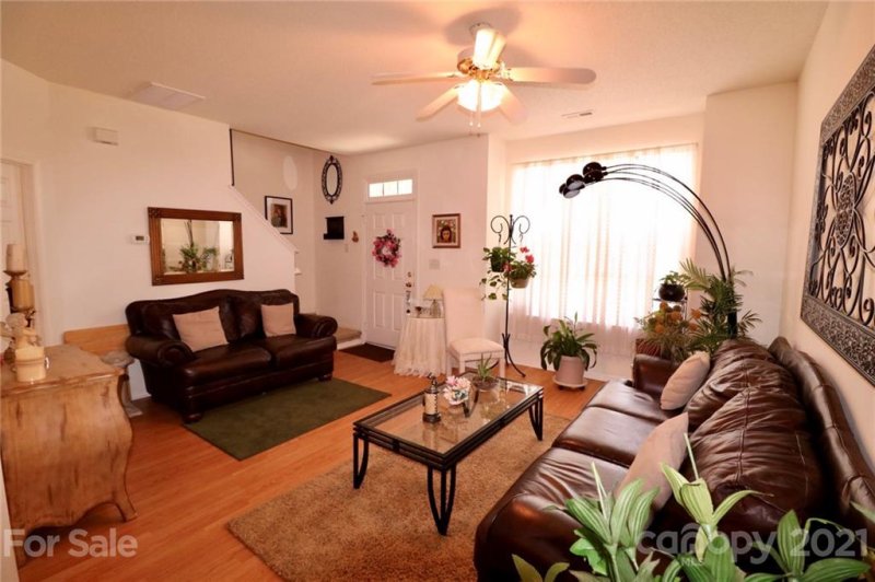 Property image 3 at 5916 Britt Lane, Dallas, NC 28034