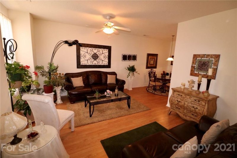 Property image 4 at 5916 Britt Lane, Dallas, NC 28034