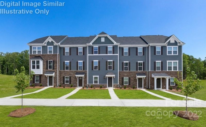 Property image 2 at 1311 Ashbury Street, Charlotte, NC 28216