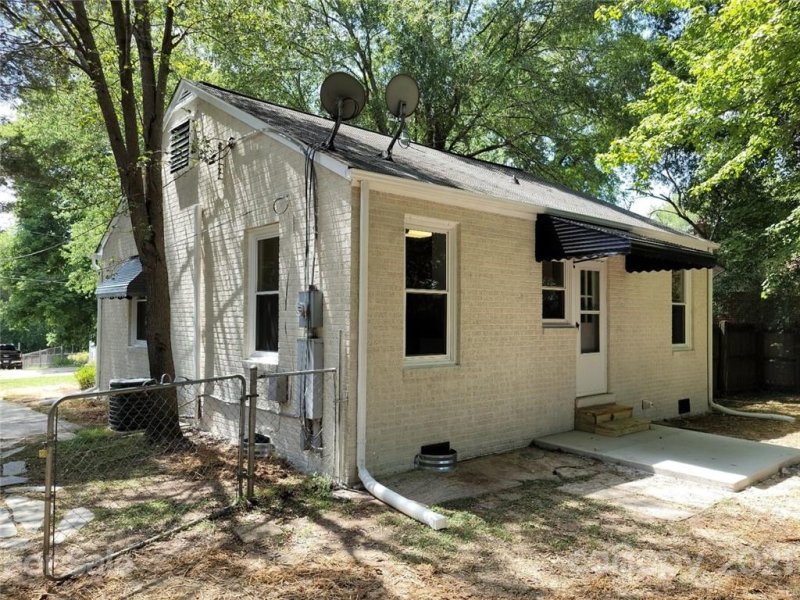 Property image 5 at 922 Fairmont Avenue, Salisbury, NC 28144