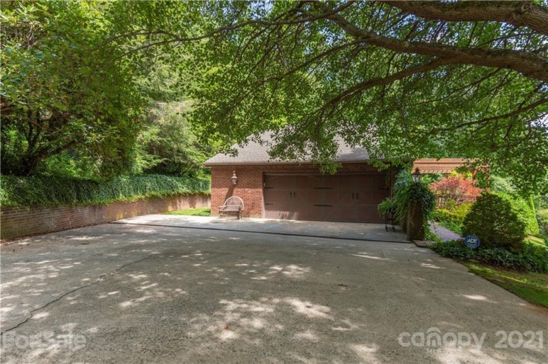 Property image 2 at 474 Scenic Circle, Waynesville, NC 28786