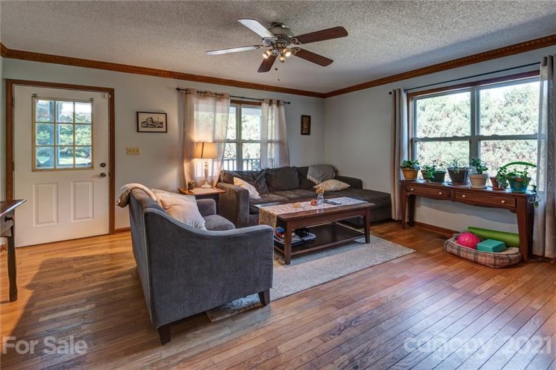 Property image 2 at 7 Wilson Creek Drive, Asheville, NC 28803