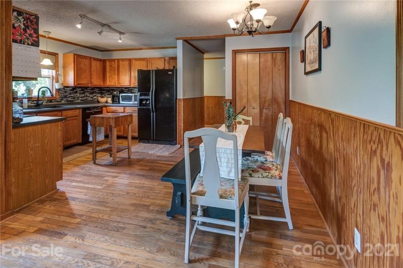 Property image 4 at 7 Wilson Creek Drive, Asheville, NC 28803