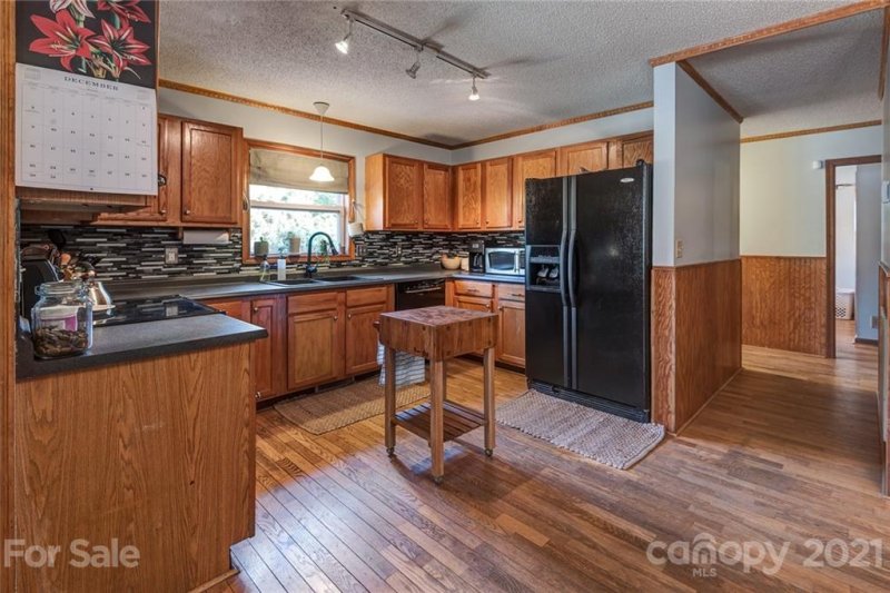 Property image 5 at 7 Wilson Creek Drive, Asheville, NC 28803