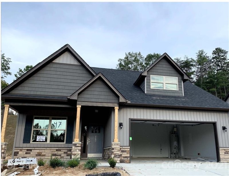 169 Water Leaf Drive