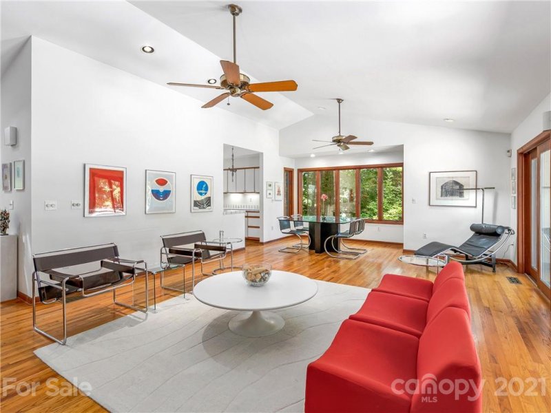 Property image 3 at 323 Cedar Crest Drive, Asheville, NC 28803