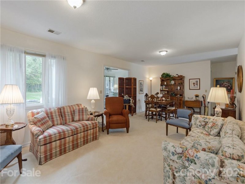 Property image 5 at 40 Doanbury Court, Hendersonville, NC 28792