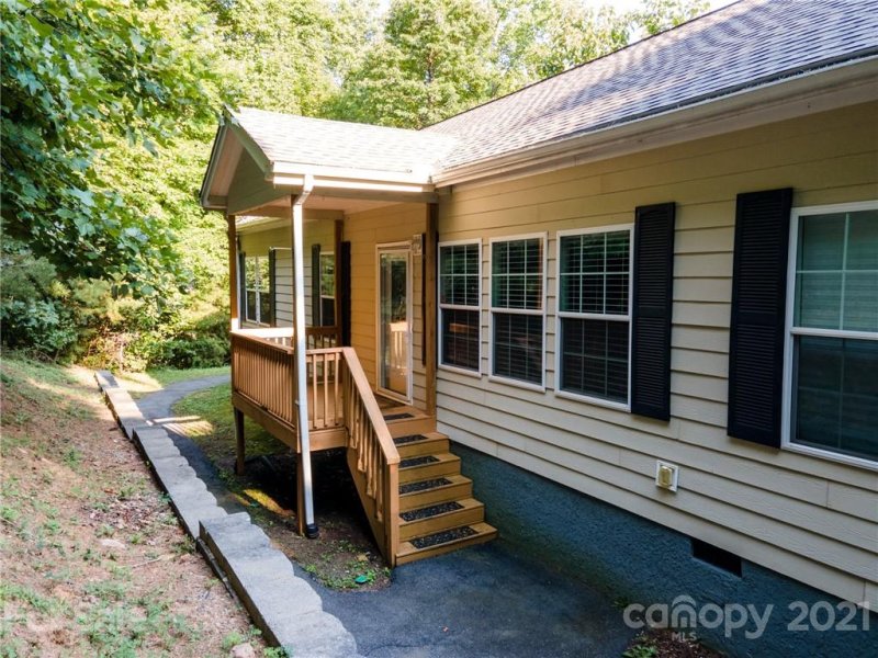 Property image 4 at 112 Hidden Meadow Drive, Candler, NC 28715