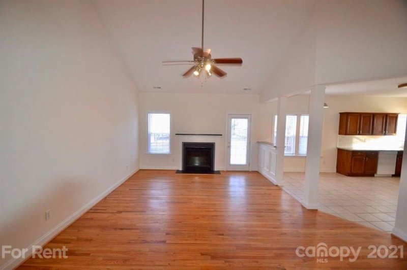 Property image 2 at 127 Alfara Lane, Troutman, NC 28166